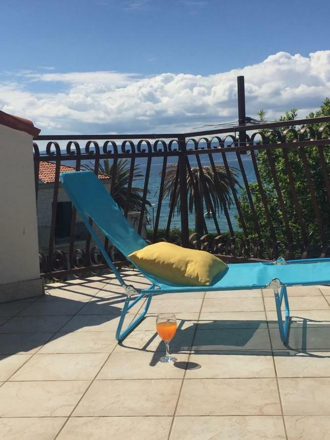 Big 4-Bedroom Apartment Perica, Podstrana Dış mekan fotoğraf
