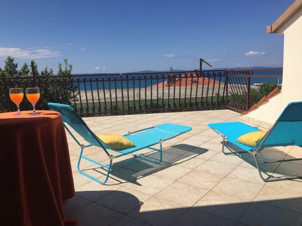 Big 4-Bedroom Apartment Perica, Podstrana Dış mekan fotoğraf